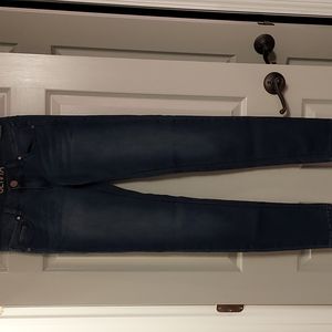 Delia's stretchy skinny jeans